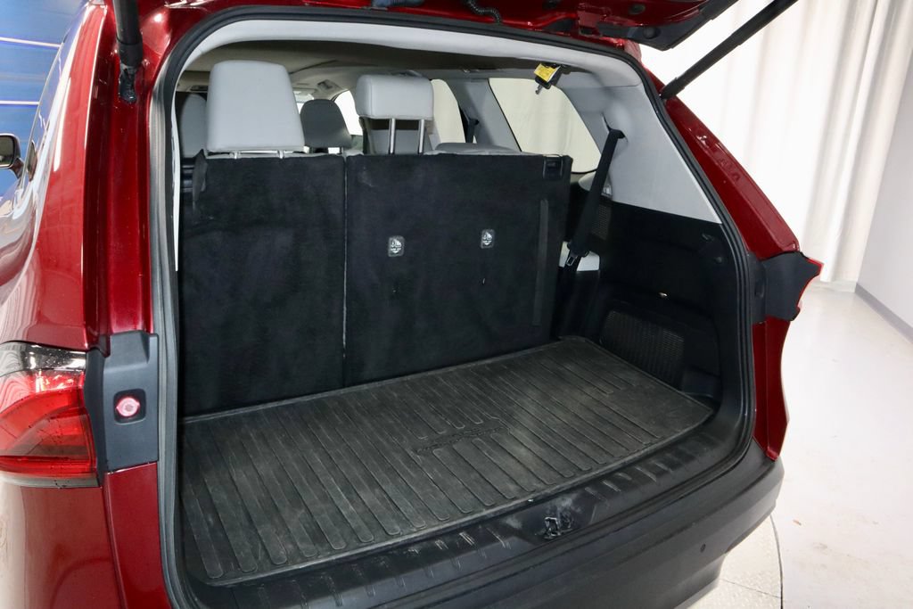 Used 2024 Toyota Grand Highlander AWD image 14