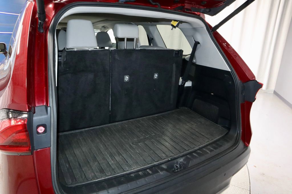 Used 2024 Toyota Grand Highlander AWD image 14