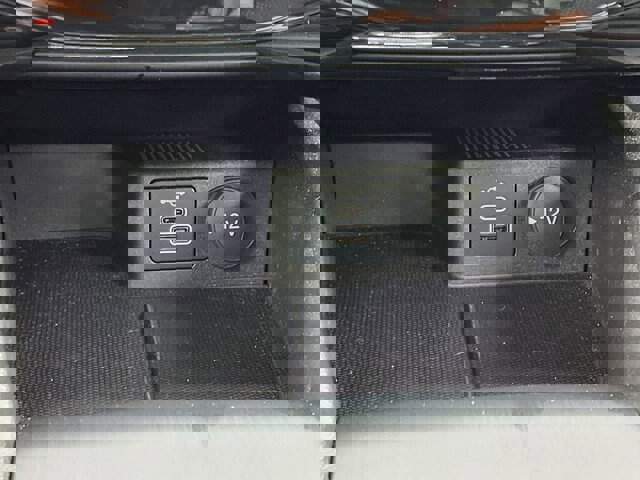 Certified 2024 Ford Escape ST-Line w/ Tech Pack #1 image 13