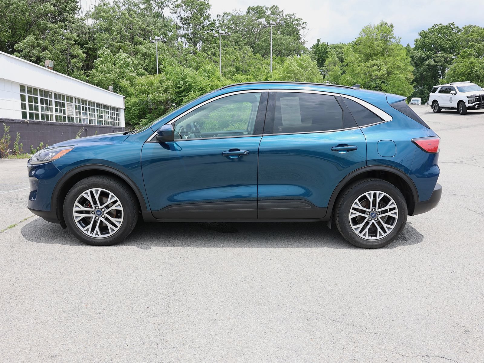 Certified 2020 Ford Escape SEL AWD/4WD image 4