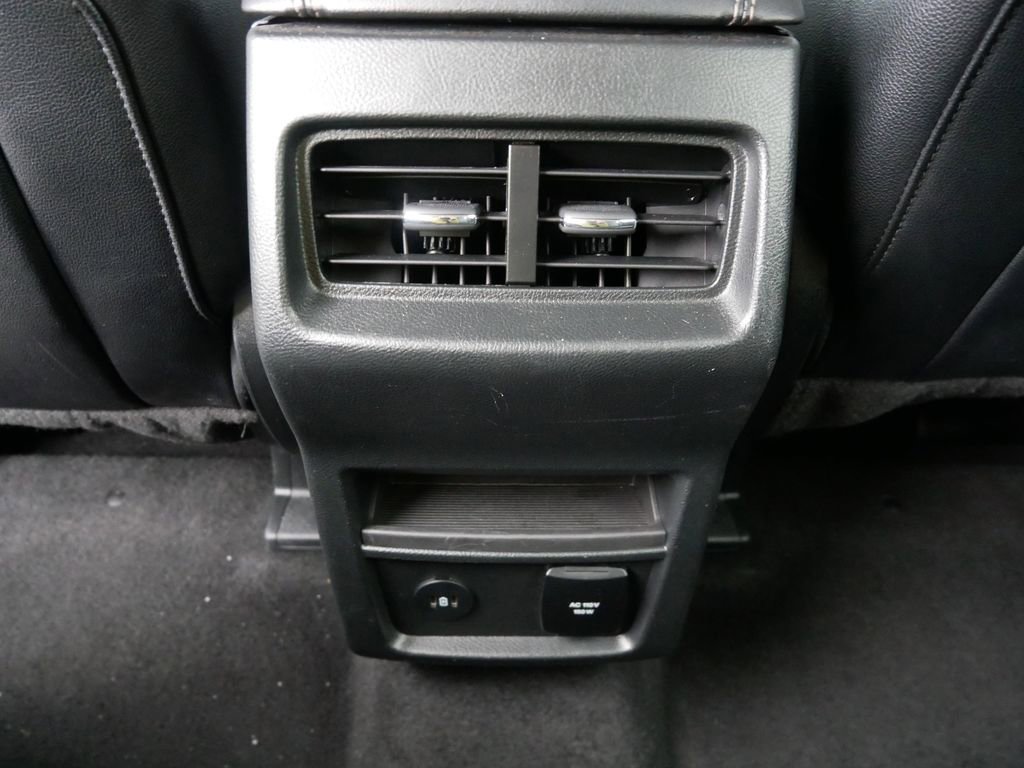 Certified 2024 Ford Edge Titanium image 13