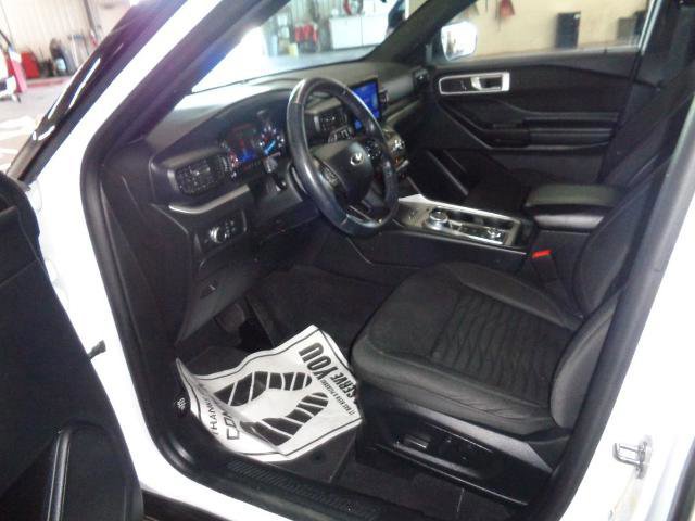 Certified 2020 Ford Explorer XLT w/ Comfort Package image 9