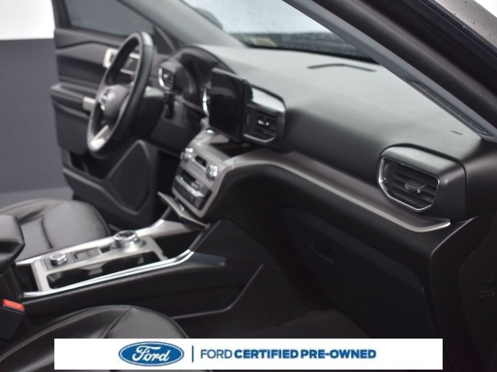 Certified 2023 Ford Explorer XLT w/ Equipment Group 202A image 14