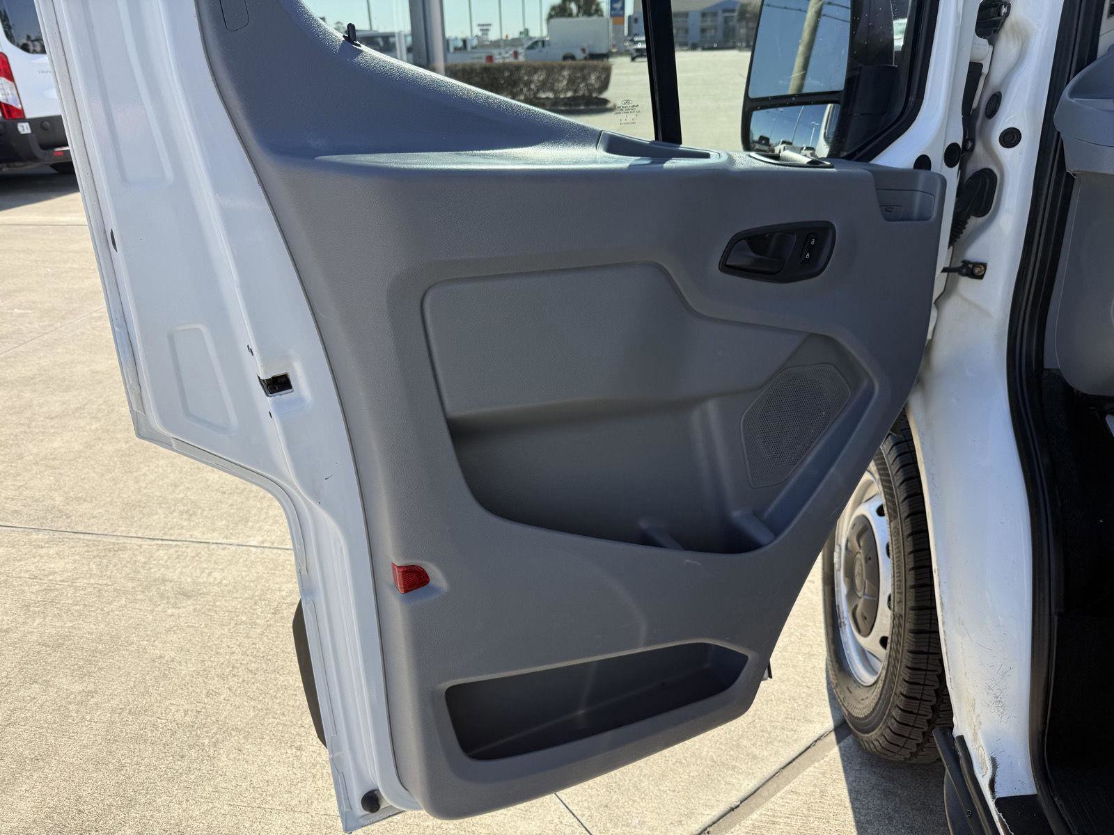 Certified 2019 Ford Transit 350 XL image 12