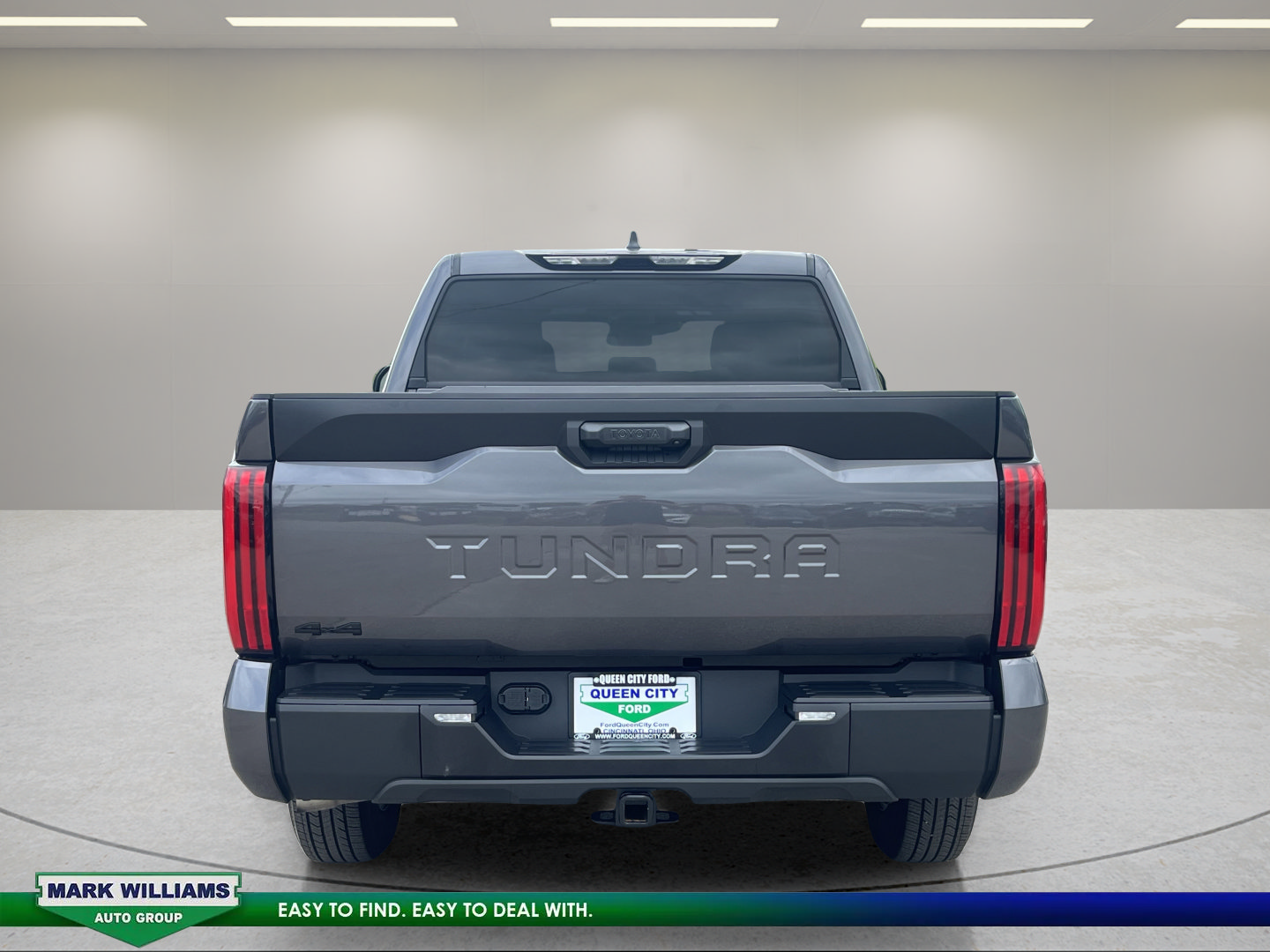 Used 2025 Toyota Tundra SR w/ SR Tow Package AWD/4WD image 4