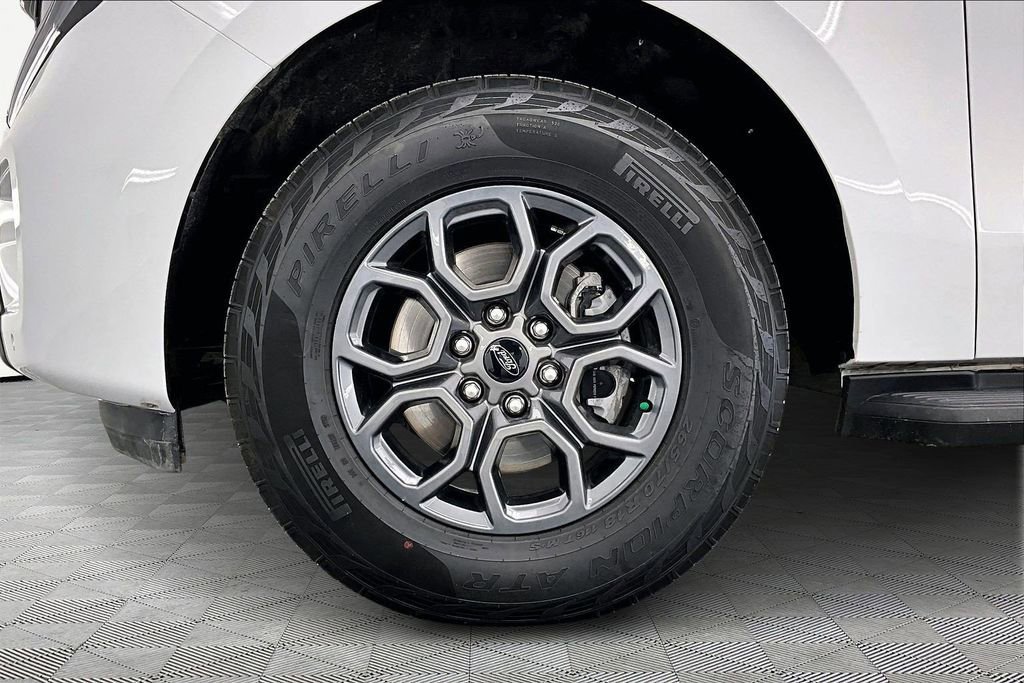 Certified 2025 Ford Expedition Max Active image 11