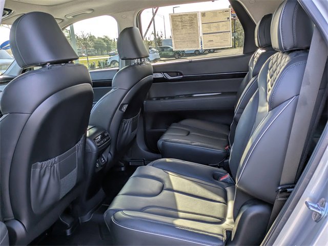 Used 2022 Hyundai Palisade Limited w/ Winter Package image 14