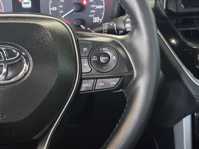Used 2025 Toyota Corolla Cross AWD Hybrid image 31