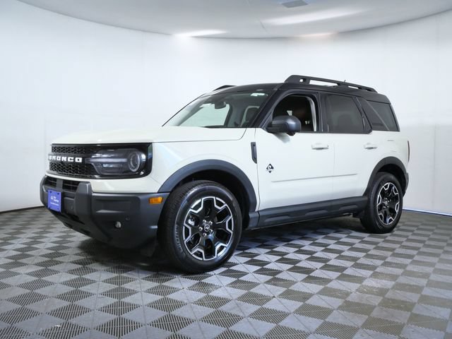 Certified 2025 Ford Bronco Sport Outer Banks w/ Outer Banks Tech Package+ AWD/4WD image 2