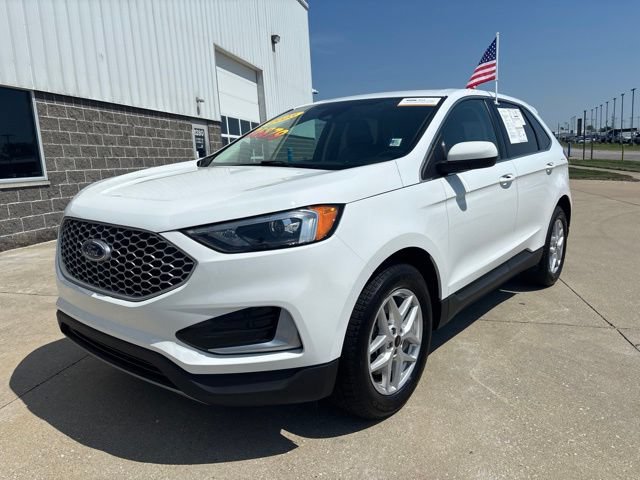 Certified 2023 Ford Edge SEL AWD/4WD image 4