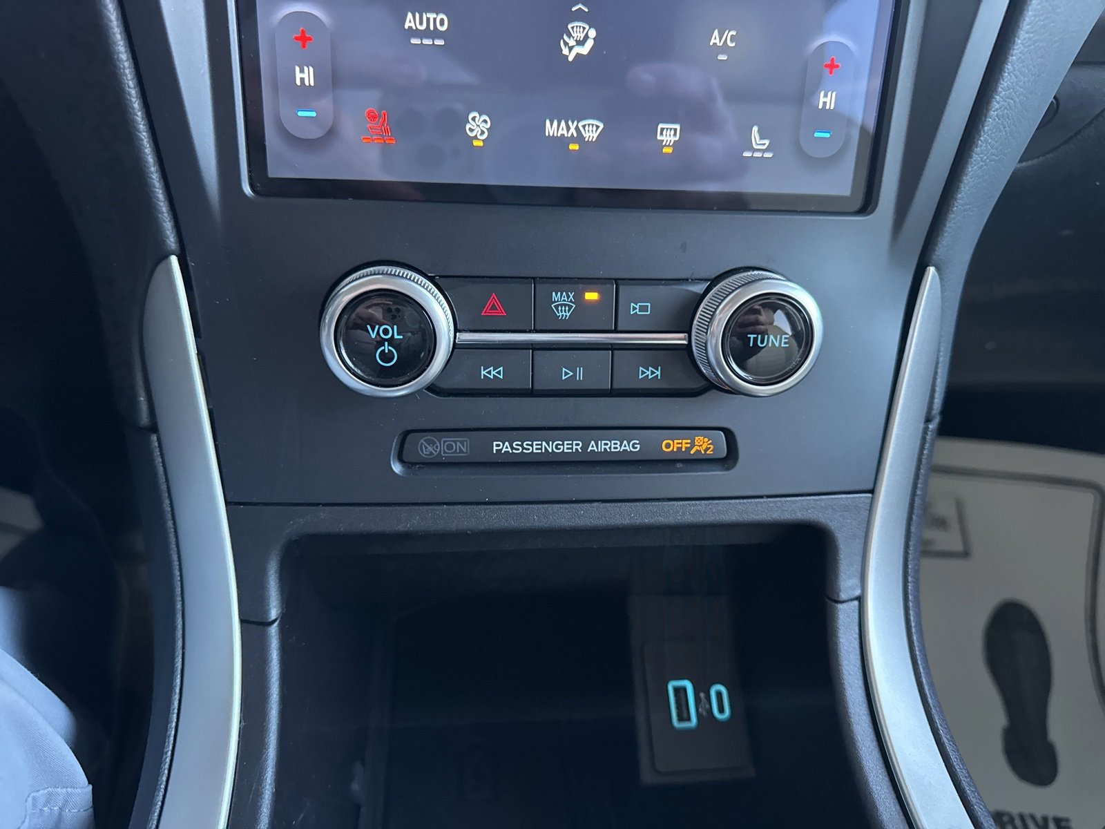 Certified 2023 Ford Edge SEL w/ Convenience Package image 33