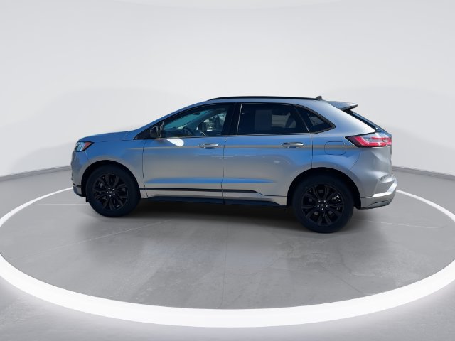 Certified 2024 Ford Edge SE w/ Black Appearance Package AWD/4WD image 4
