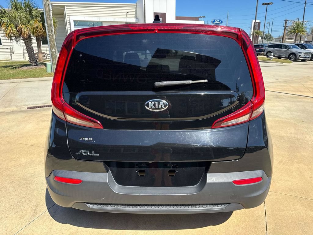 Used 2021 Kia Soul LX FWD image 7