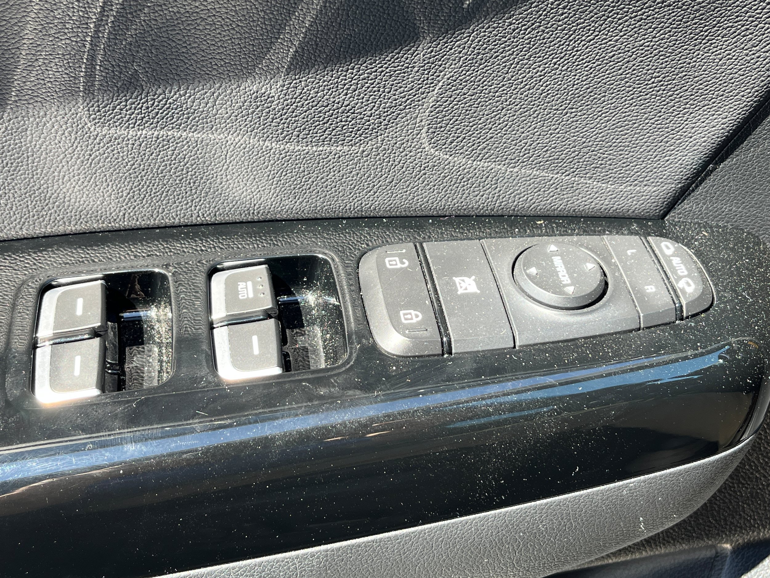 Used 2022 Kia Sportage Nightfall Edition w/ Nighfall AWD Premium Package image 23