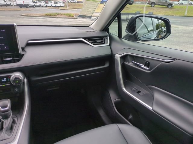 Used 2024 Toyota RAV4 XLE Premium image 18