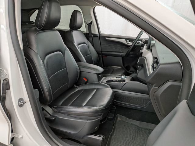 Certified 2022 Ford Escape SEL w/ Technology Package AWD/4WD image 23