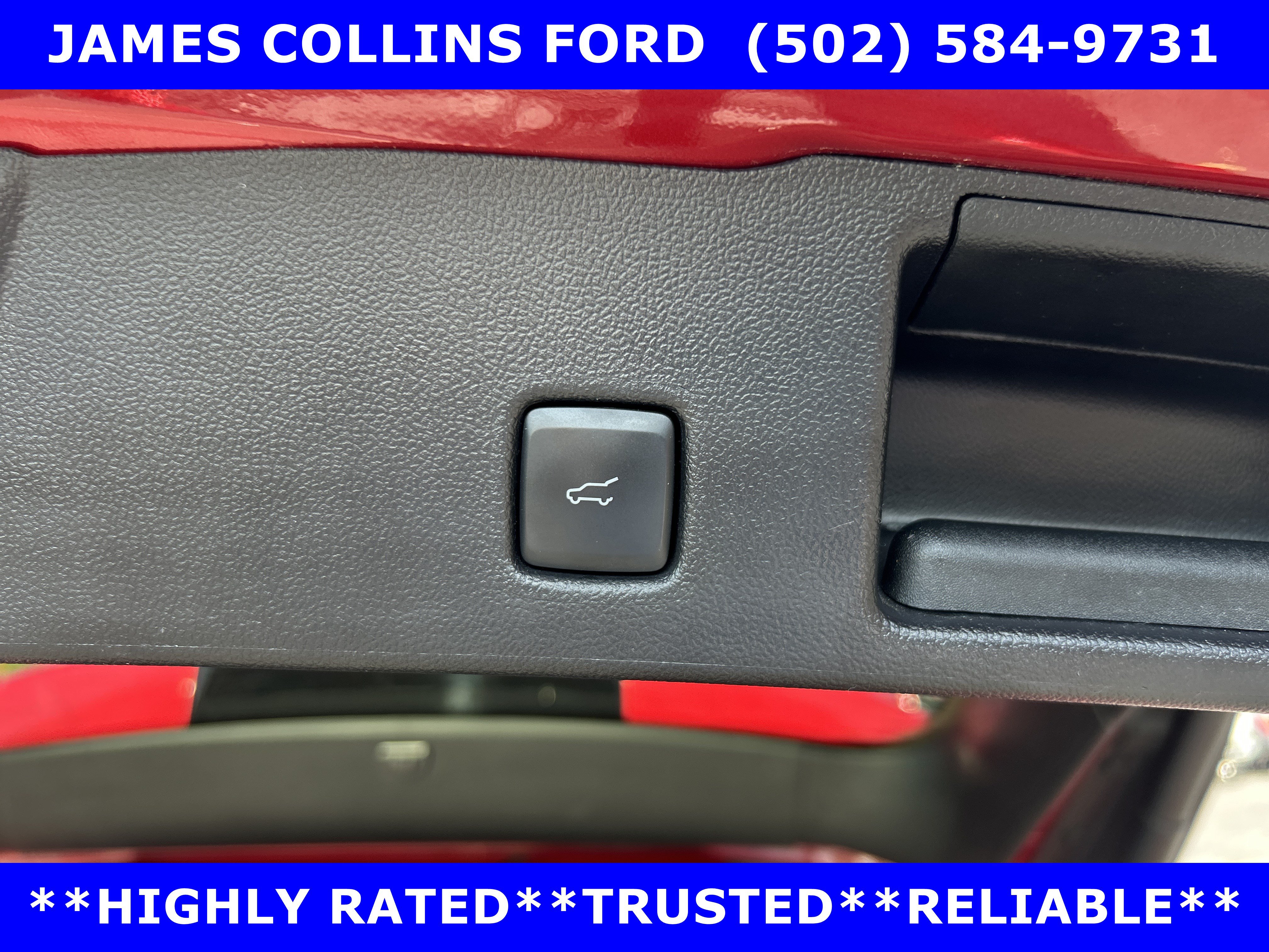 Certified 2022 Ford Escape SEL w/ Technology Package FWD image 12