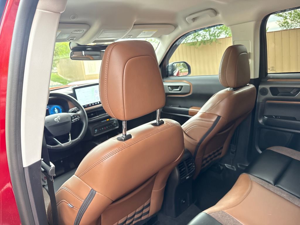 Certified 2025 Ford Bronco Sport Outer Banks w/ Outer Banks Tech Package+ AWD/4WD image 24