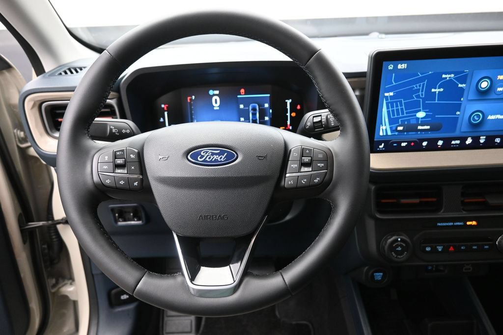 Certified 2025 Ford Maverick Lariat w/ 4K Tow Package AWD/4WD image 7