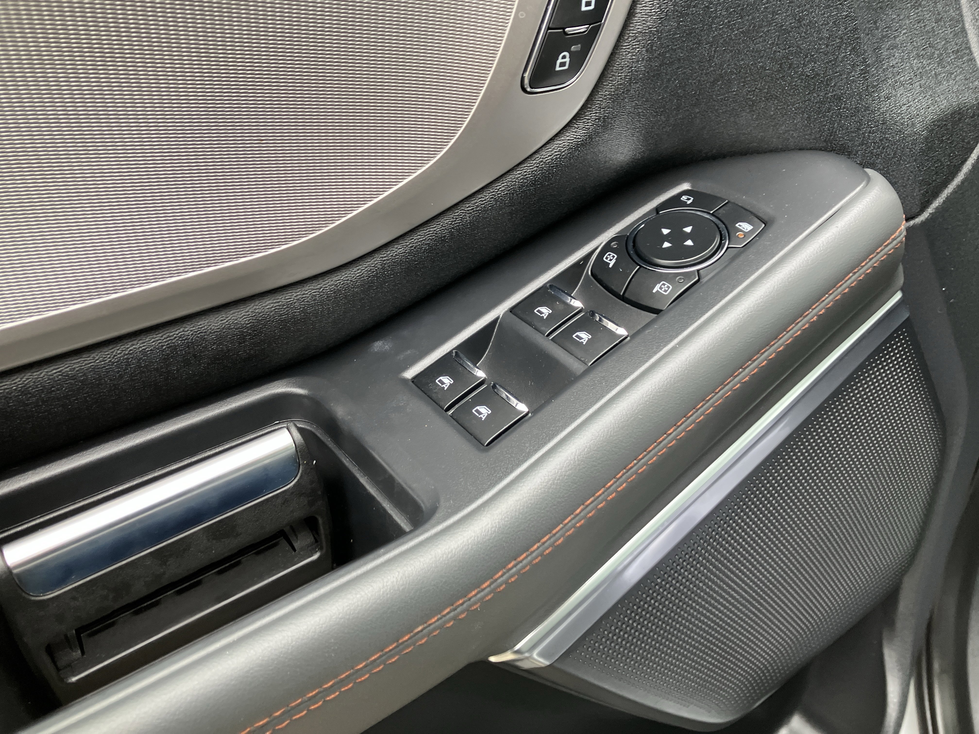 Certified 2025 Ford Expedition Max Active image 37