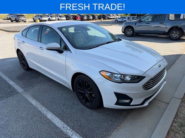 Certified 2019 Ford Fusion SE w/ Equipment Group 151A FWD image 1