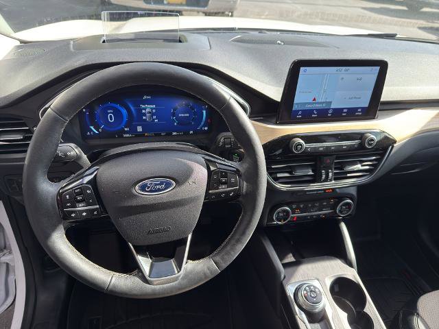 Certified 2021 Ford Escape Titanium w/ Titanium Elite Package AWD/4WD image 18