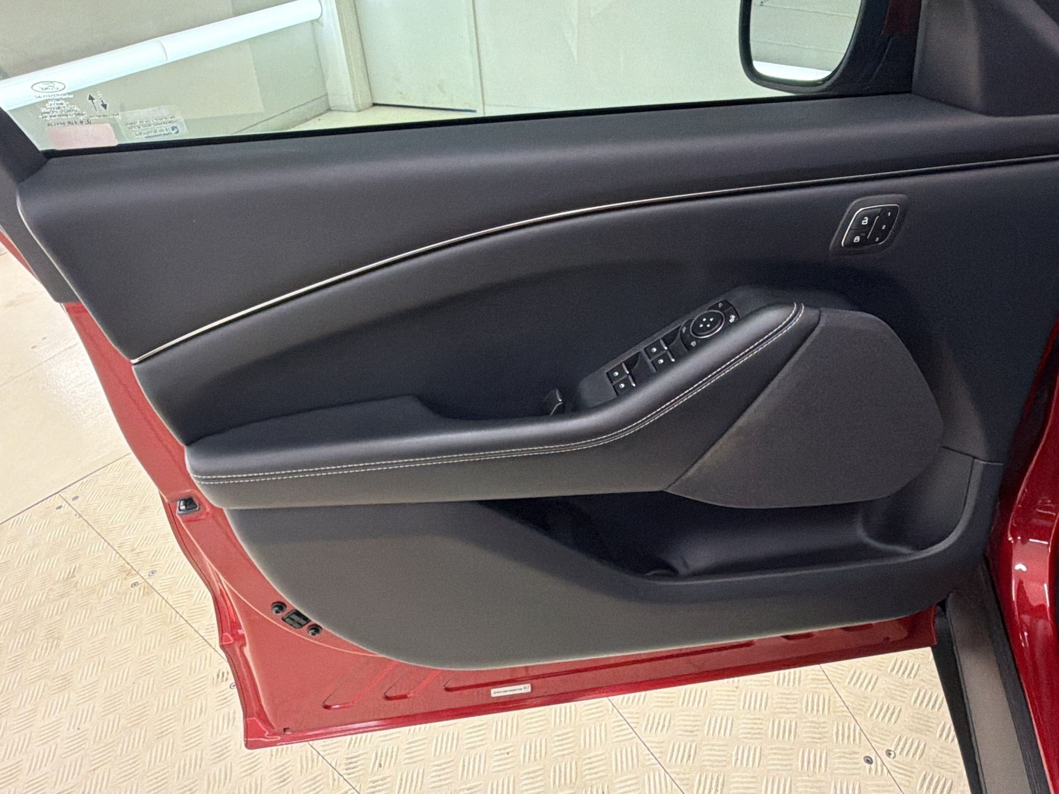 Certified 2022 Ford Mustang Mach-E Select w/ Comfort/Technology Package RWD image 14