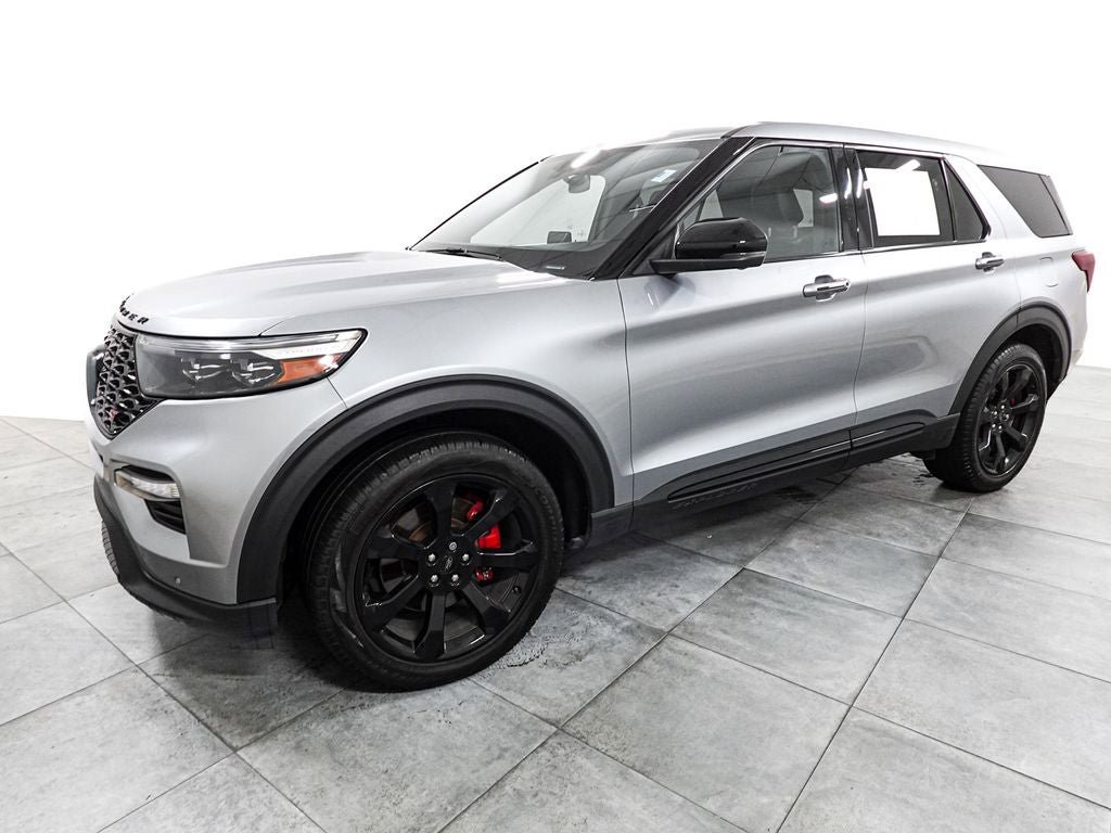 Certified 2022 Ford Explorer ST w/ Equipment Group 401A AWD/4WD image 3