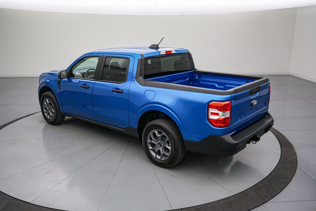 Certified 2025 Ford Maverick XLT w/ Equipment Group 302A AWD/4WD image 7