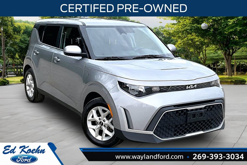 Used 2023 Kia Soul LX w/ Option Group 015