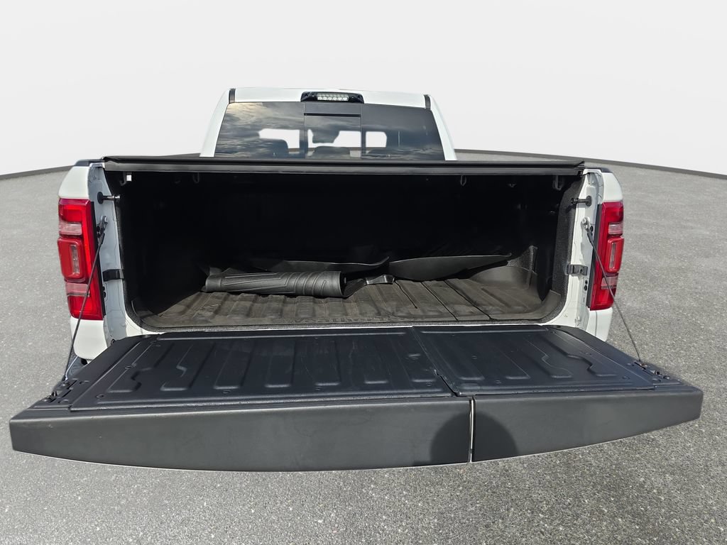 Used 2022 RAM 1500 Limited AWD/4WD image 10