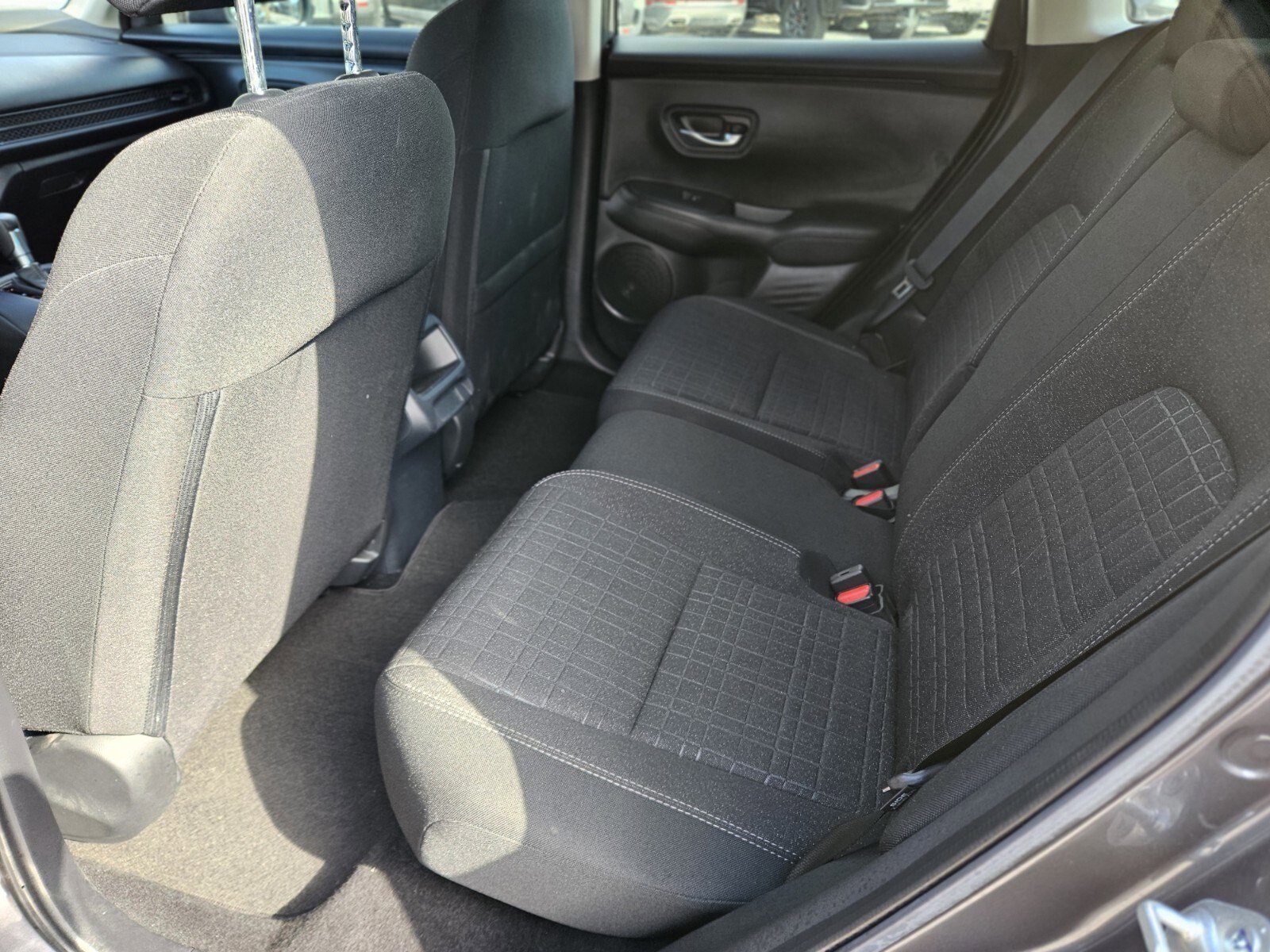 Used 2025 Honda HR-V LX image 17