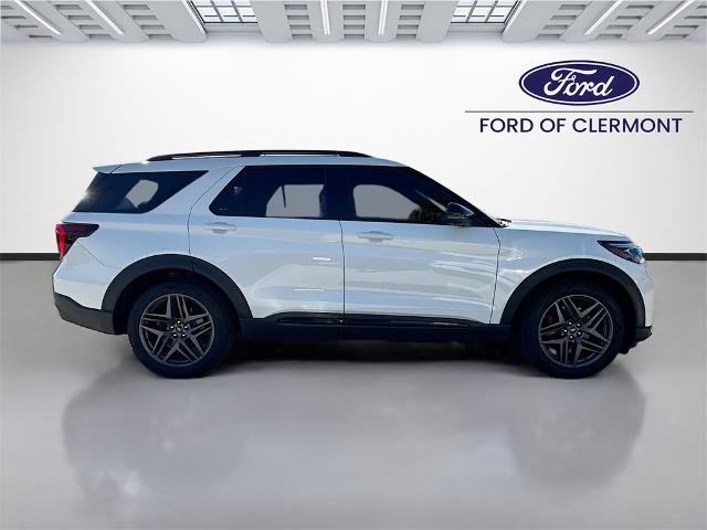 Certified 2025 Ford Explorer ST image 4