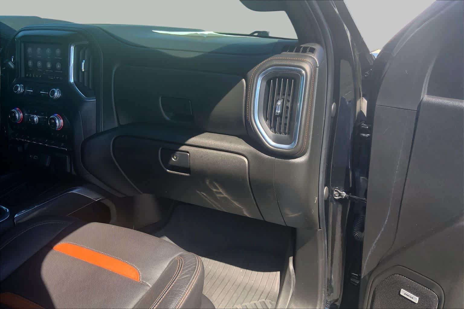 Used 2023 GMC Sierra 2500 AT4 w/ AT4 Premium Plus Package AWD/4WD image 19