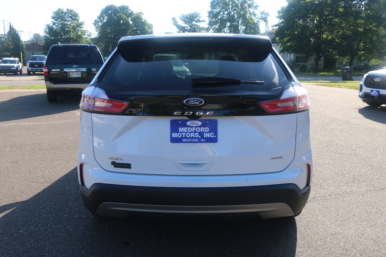 Certified 2024 Ford Edge SEL AWD/4WD image 4