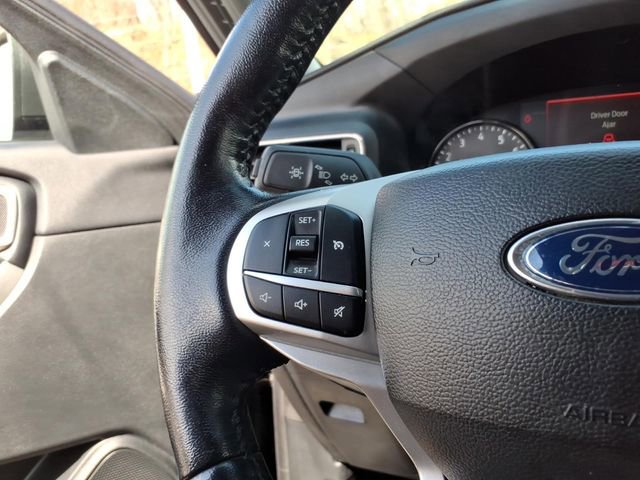 Certified 2022 Ford Explorer XLT w/ Equipment Group 202A image 27