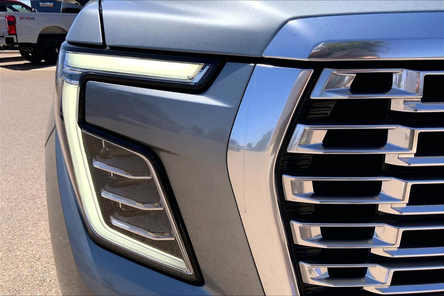 Used 2025 GMC Yukon Denali AWD/4WD image 28