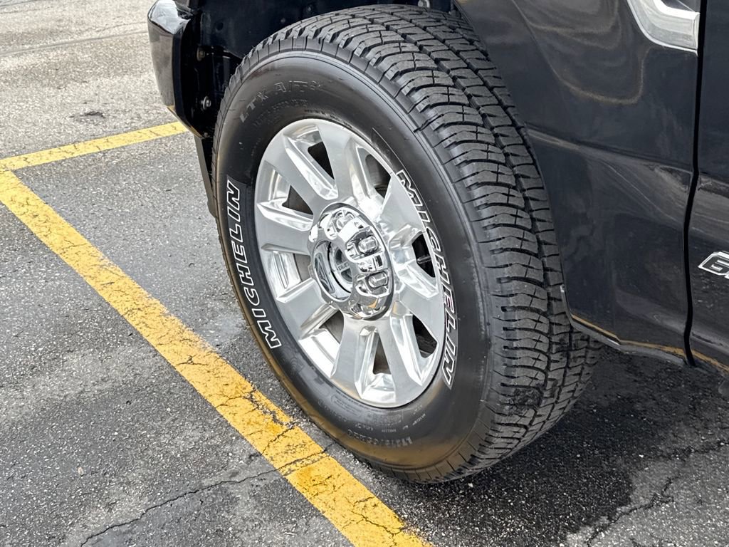Certified 2022 Ford F250 Platinum image 17
