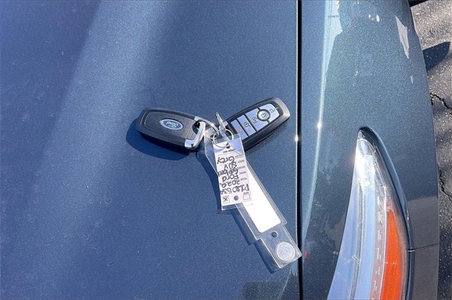 Certified 2022 Ford Explorer XLT w/ Equipment Group 202A image 11