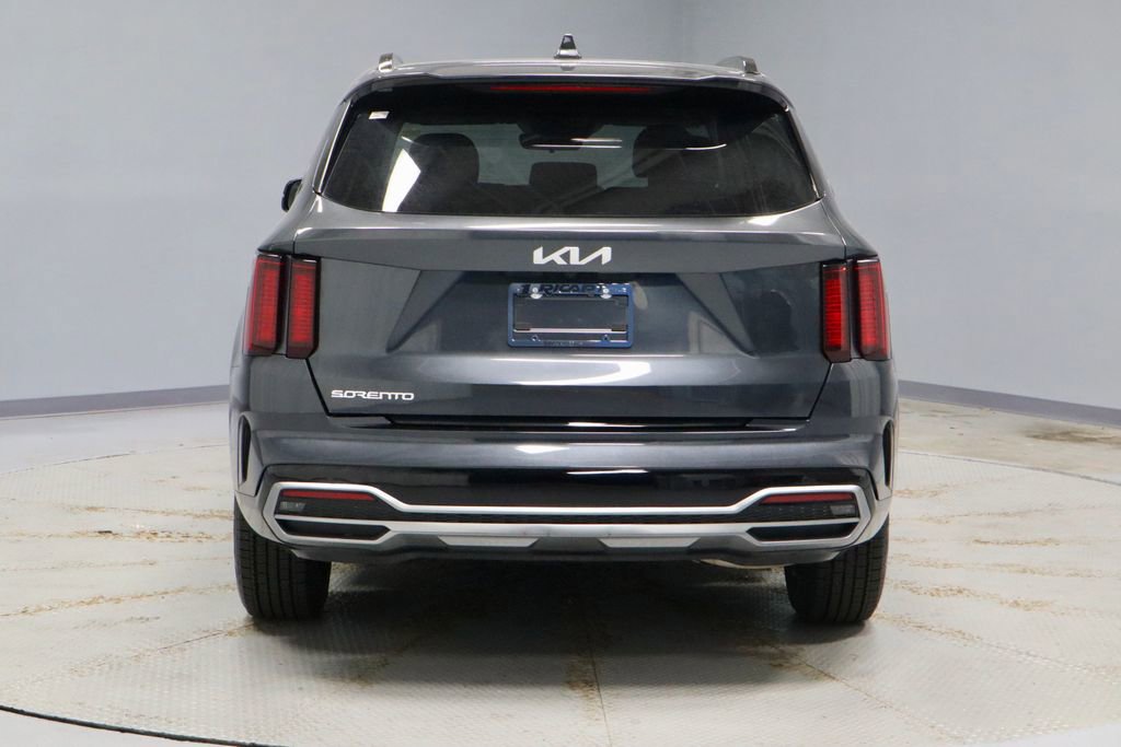 Used 2023 Kia Sorento S w/ Panoramic Sunroof Package FWD image 11