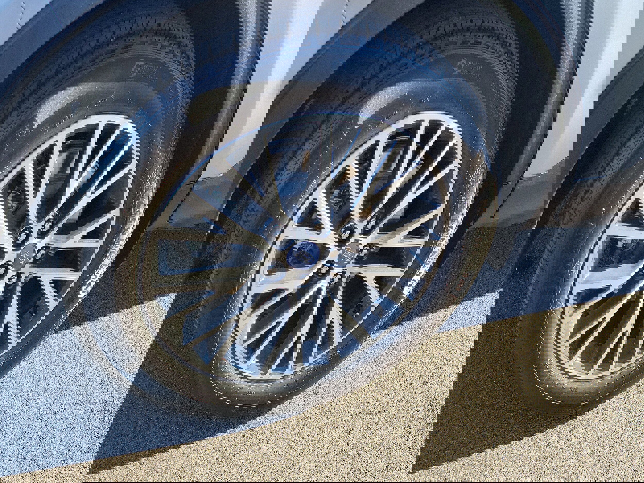 Certified 2022 Ford Escape Titanium image 6