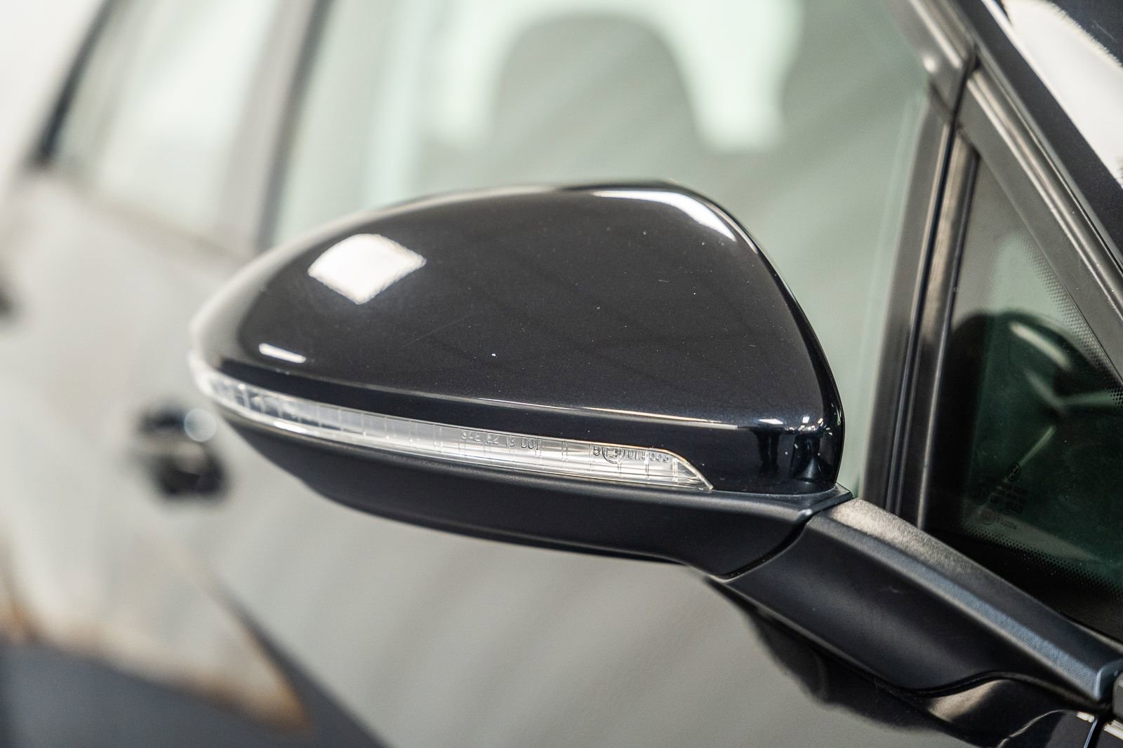 Used 2018 Volkswagen Golf SE FWD image 14