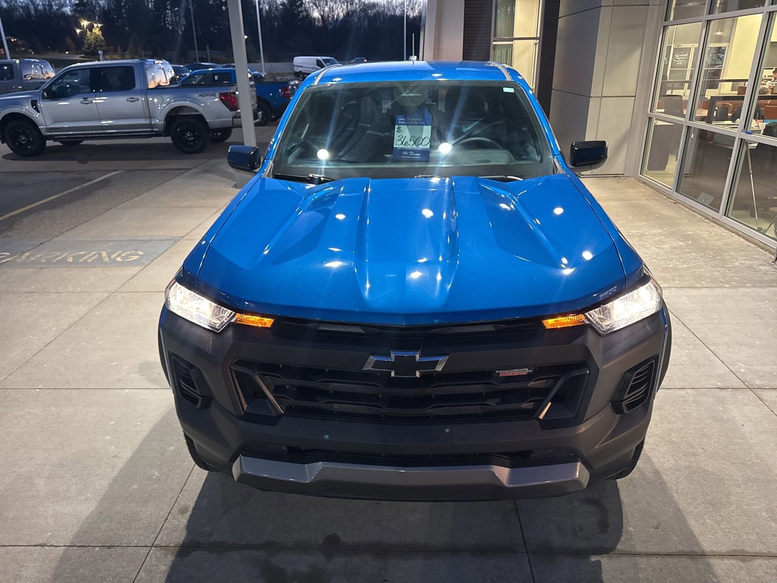 Used 2024 Chevrolet Colorado Trail Boss w/ Advanced Trailering Package image 11