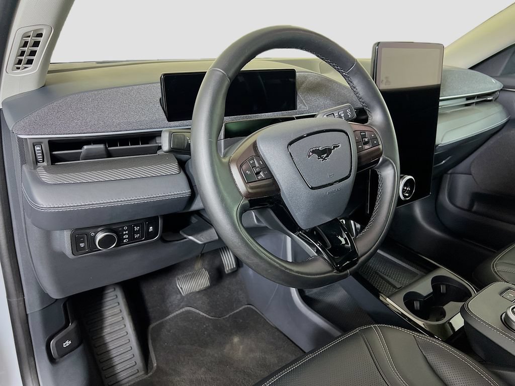 Certified 2023 Ford Mustang Mach-E Premium AWD/4WD image 9