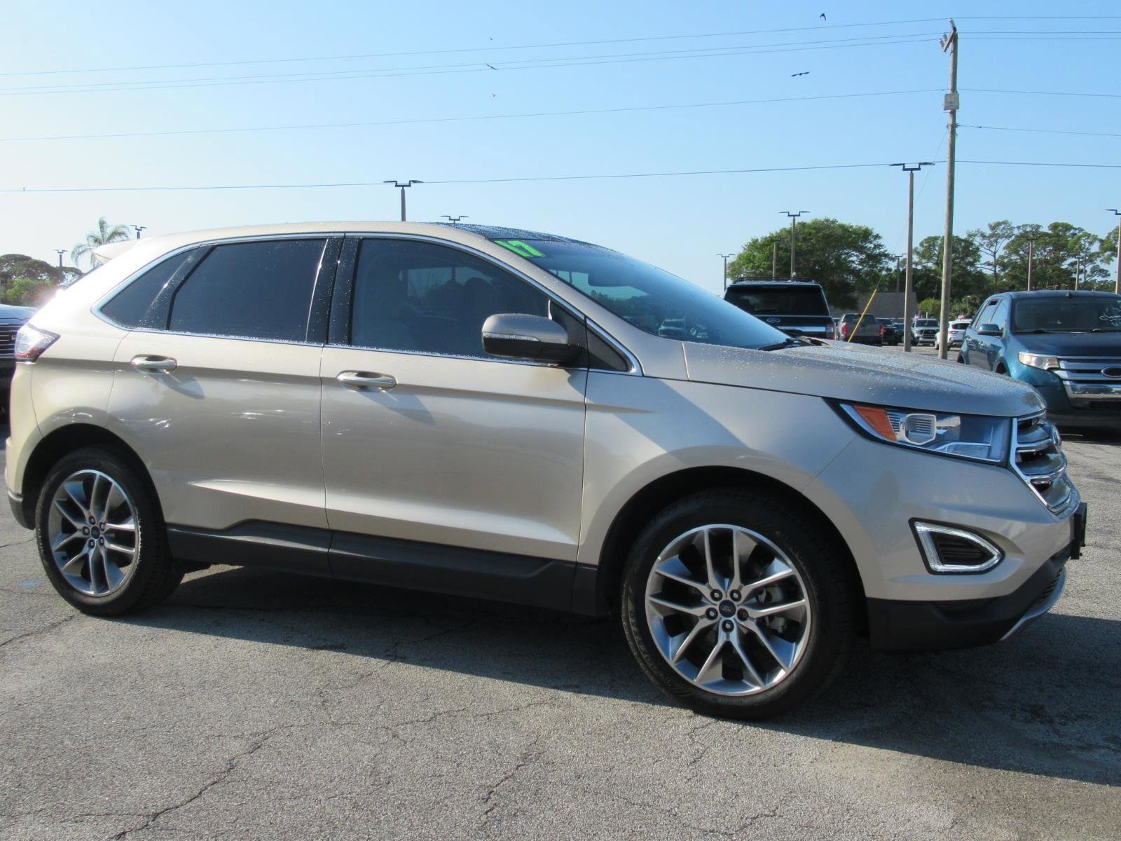 Certified 2017 Ford Edge Titanium w/ Equipment Group 301A image 7