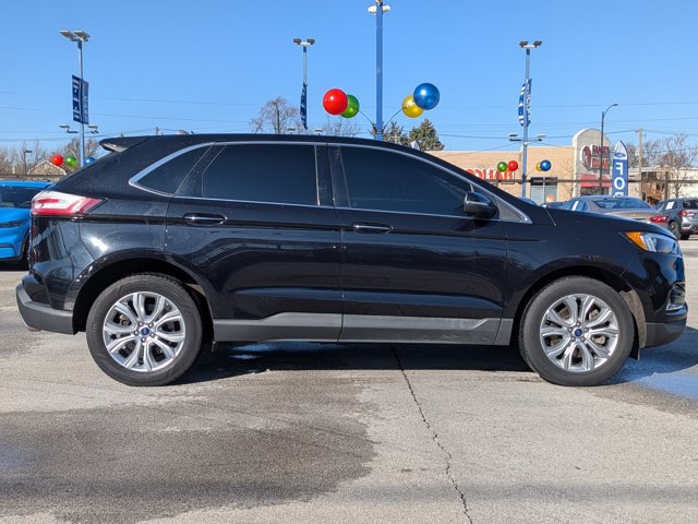 Certified 2022 Ford Edge Titanium AWD/4WD image 3