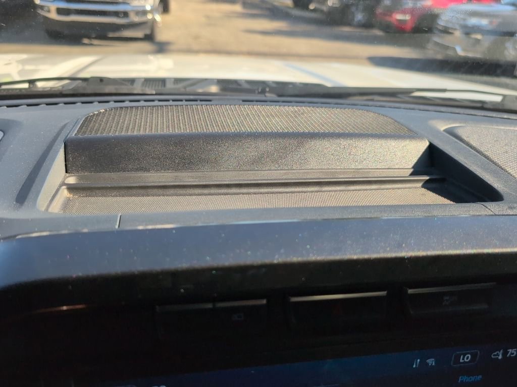 Certified 2022 Ford F150 XLT w/ Equipment Group 302A High image 17