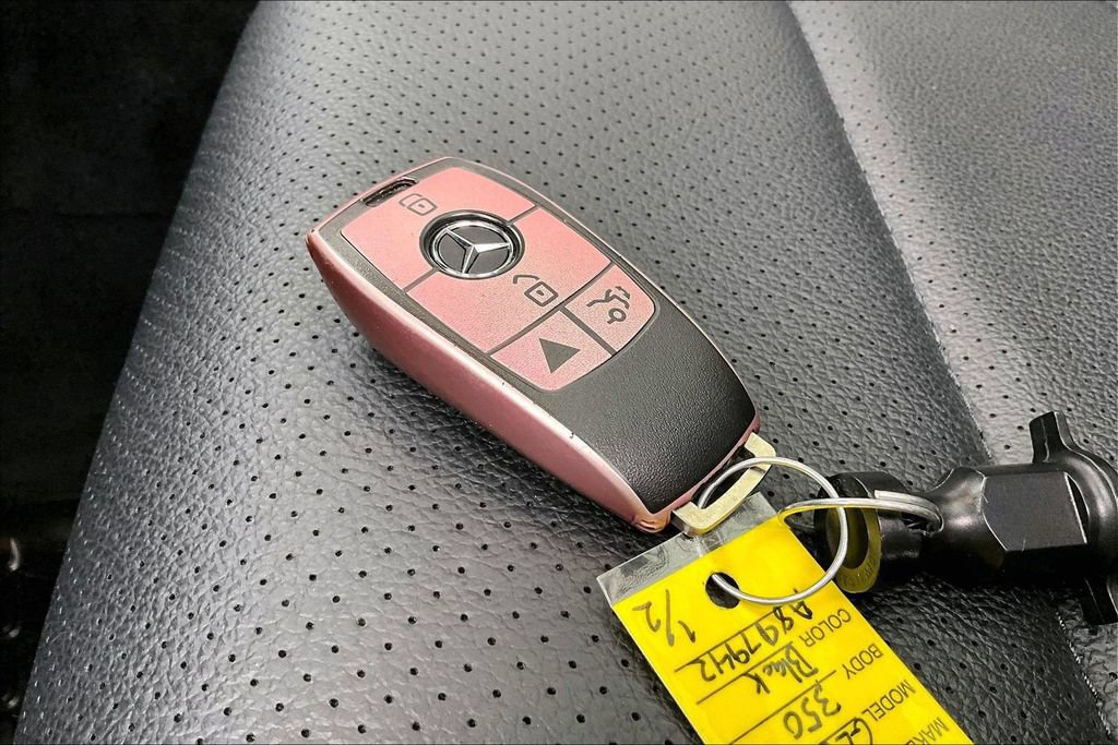 Used 2023 Mercedes-Benz GLE 350 4MATIC image 11