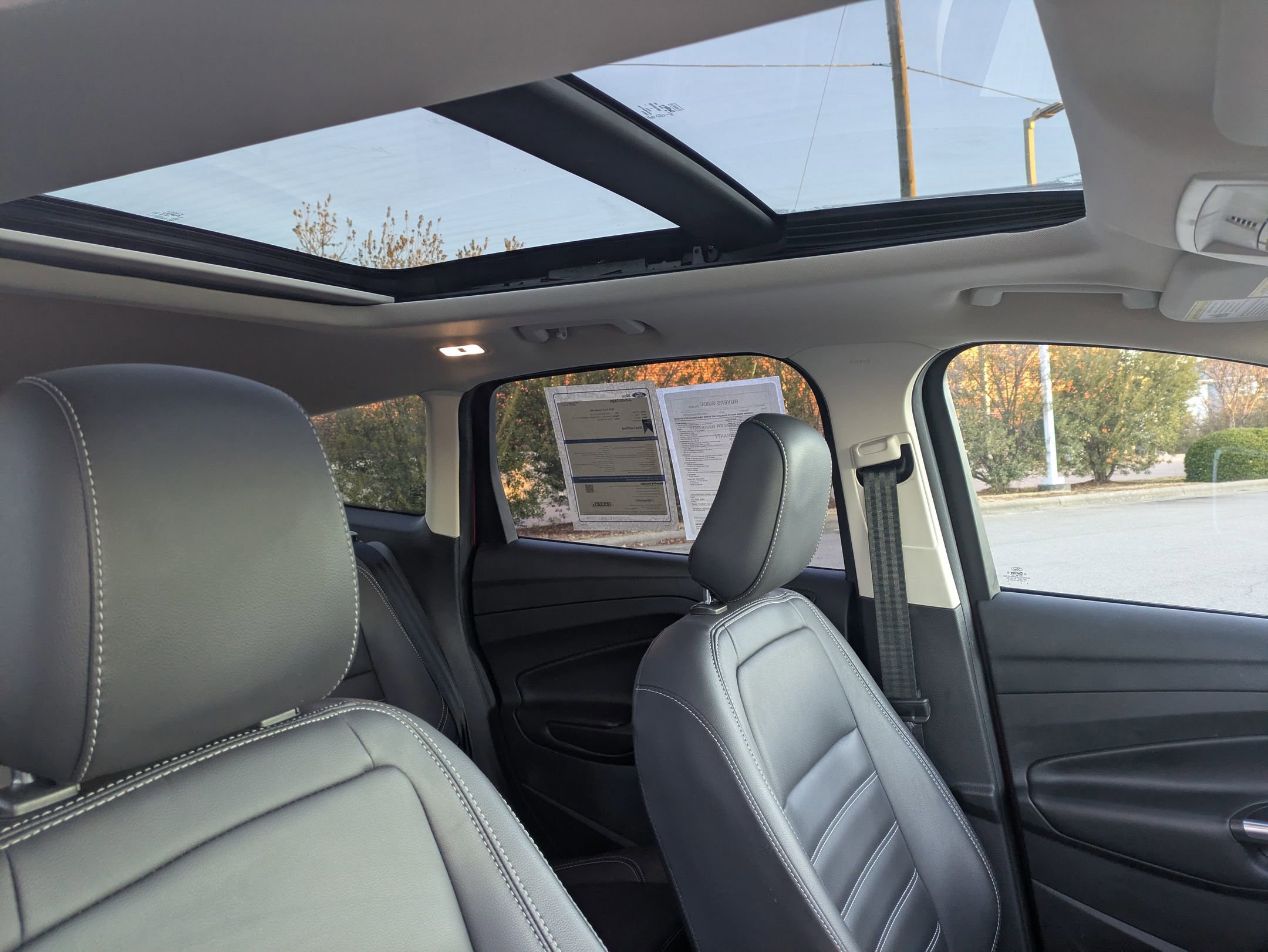 Certified 2019 Ford Escape SEL image 33