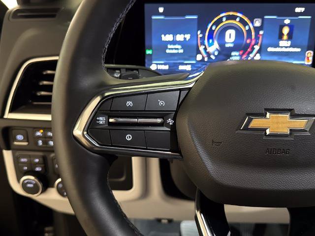 Used 2026 Chevrolet Suburban Premier AWD/4WD image 15